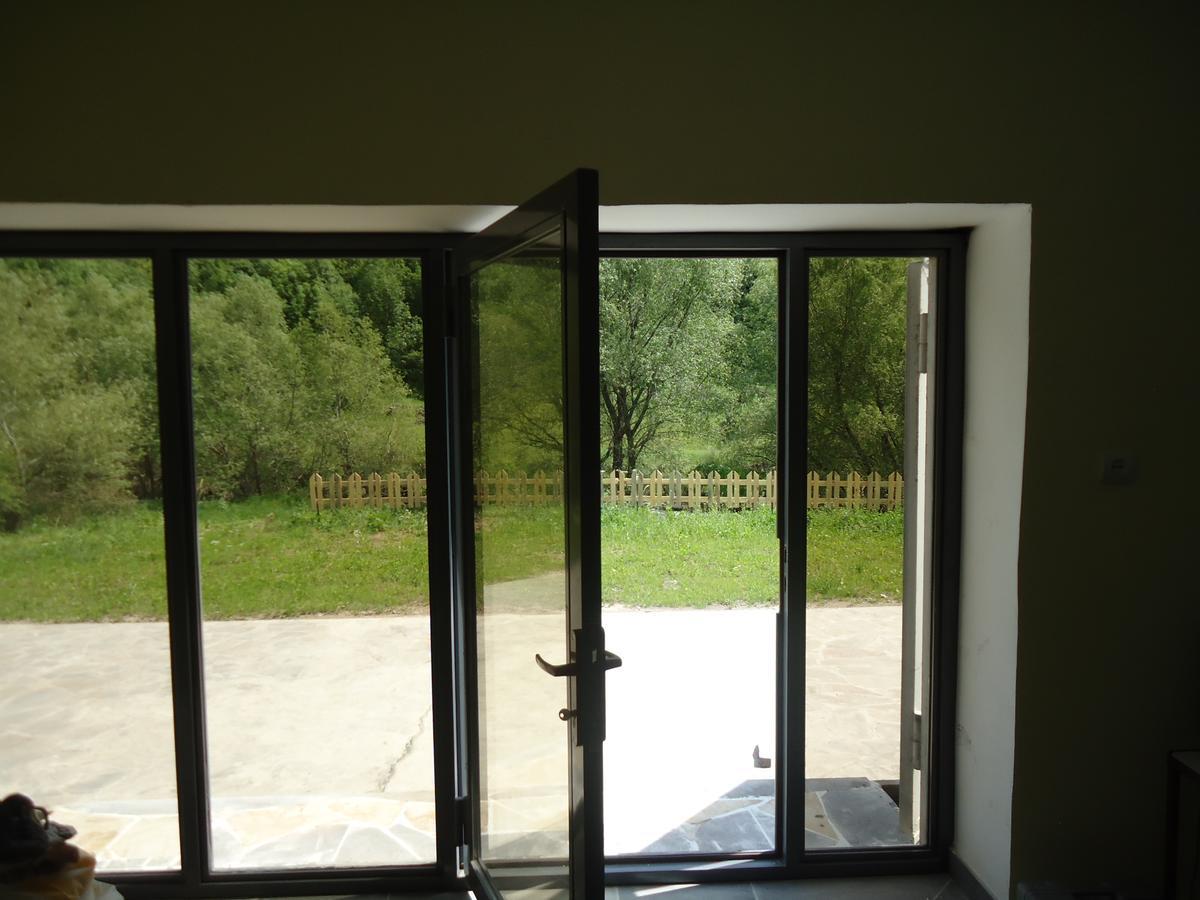 The River House Yeghegis Artabuynk Bagian luar foto