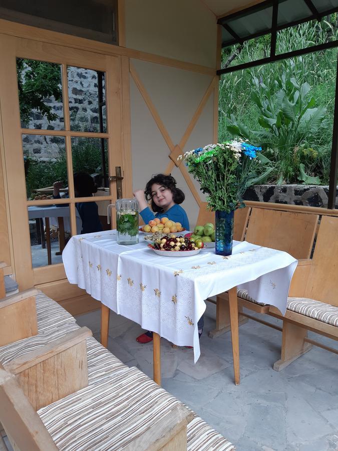 The River House Yeghegis Artabuynk Bagian luar foto